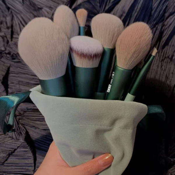 13 Pcs Makeup Brush Set - Image 9